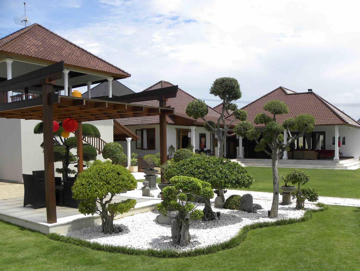 Villa Jalal Кута Екстериор снимка