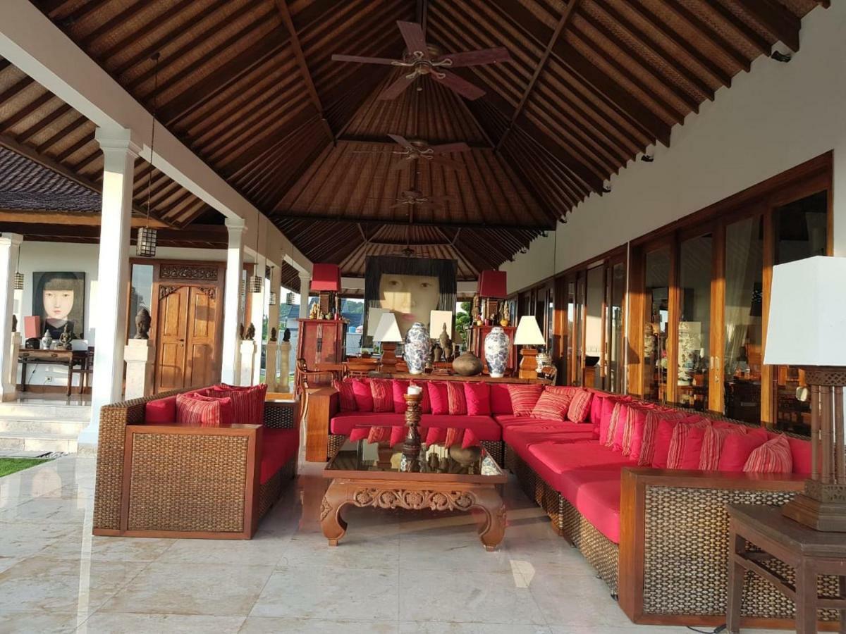 Villa Jalal Кута Екстериор снимка