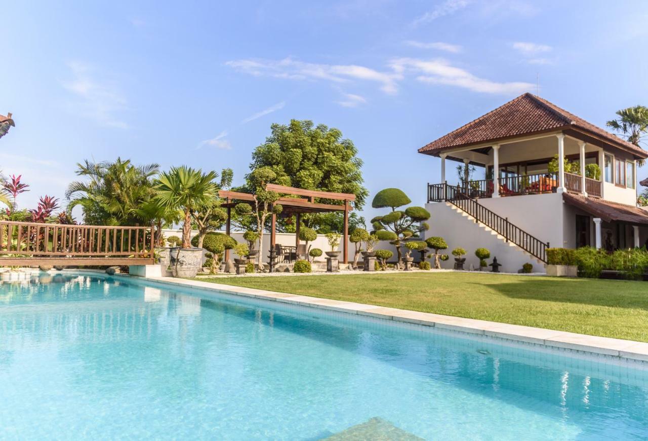 Villa Jalal Кута Екстериор снимка