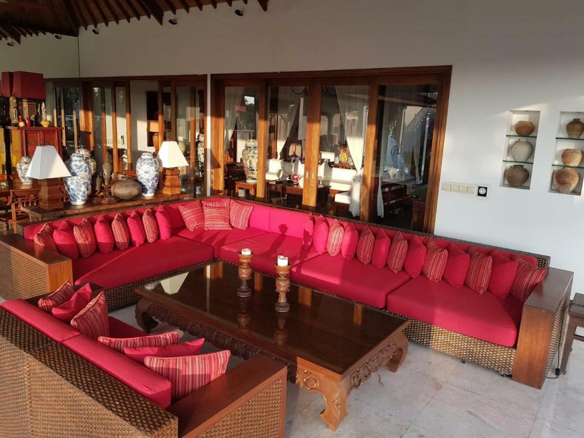 Villa Jalal Кута Екстериор снимка