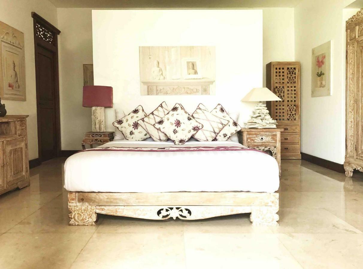 Villa Jalal Кута Екстериор снимка