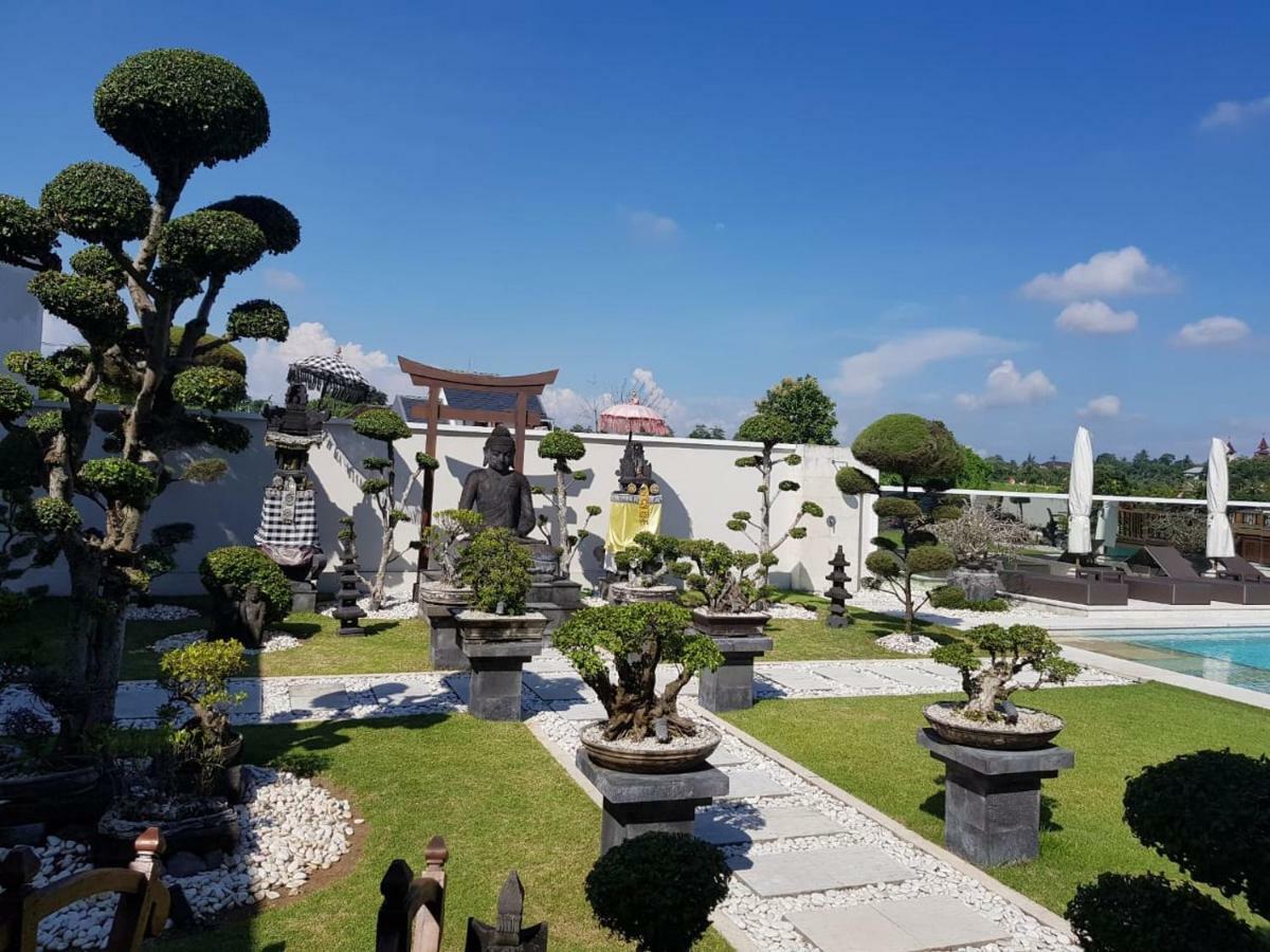 Villa Jalal Кута Екстериор снимка