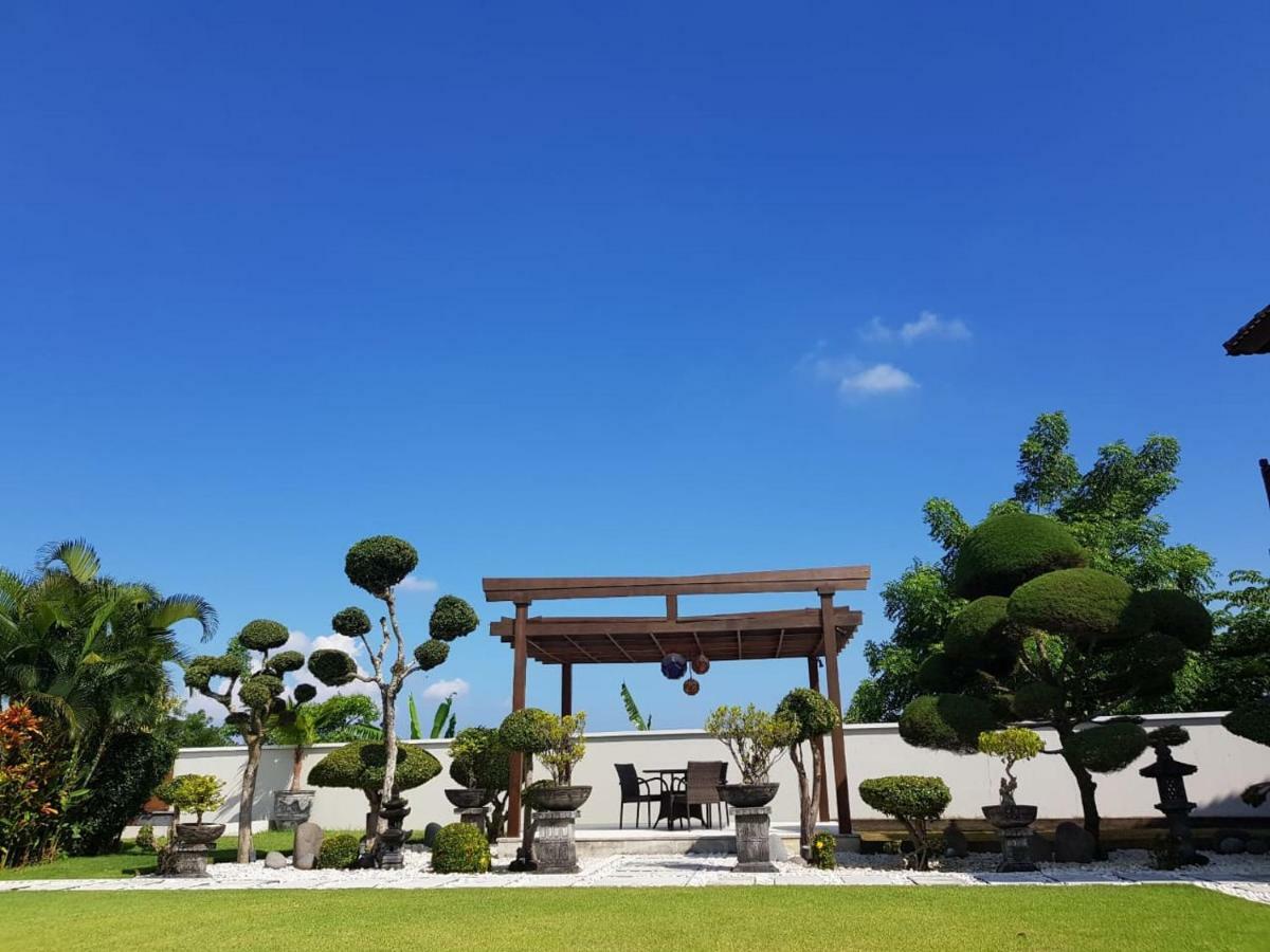 Villa Jalal Кута Екстериор снимка